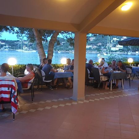Nečujam Hotel Paradise Punta מראה חיצוני תמונה